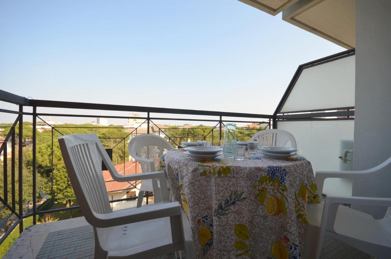 Residenza Alisei Apartman Lignano Sabbiadoro Kültér fotó